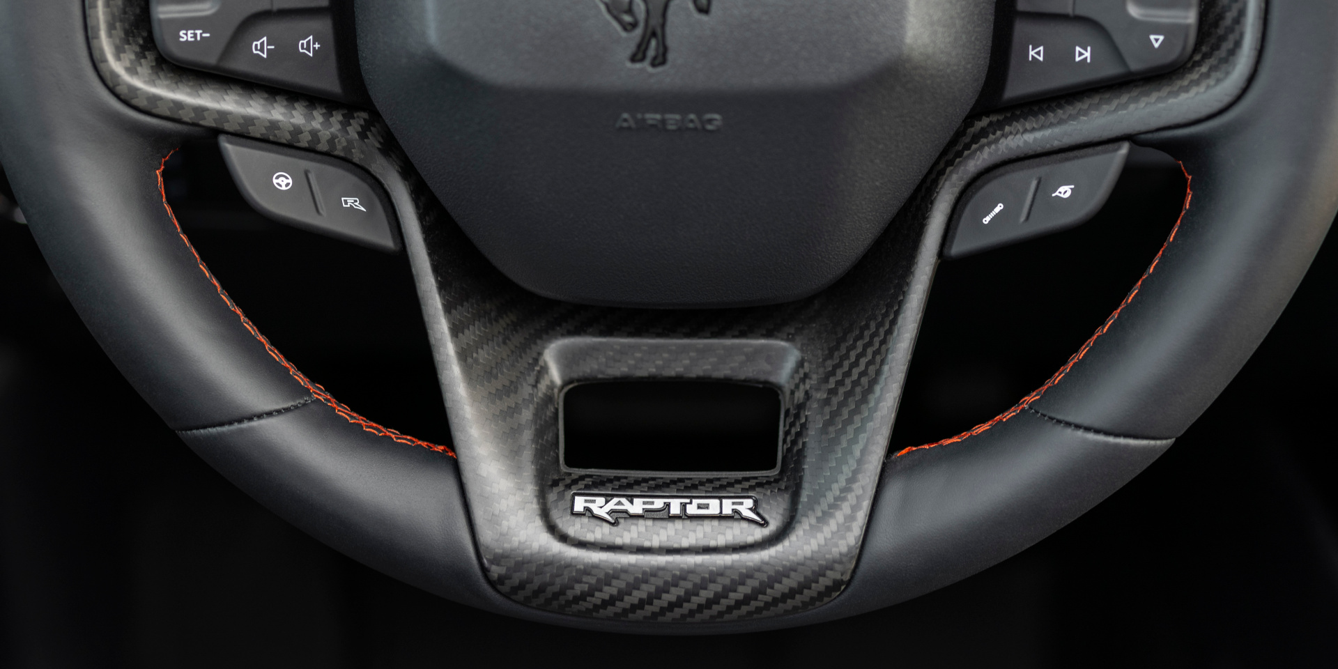 SMALL_2022 Ford Bronco Raptor_ Black Onyx_04